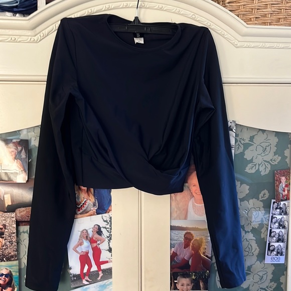 Savvi Kim long sleeve crop XS - Picture 1 of 3